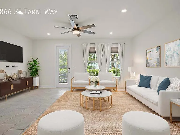 1866 SE Tarni Way — Photo 1