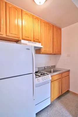 Rented by Corcoran | media 55