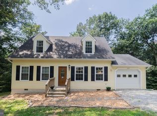 307 Crowfoot Ln, Gerrardstown, WV 25420