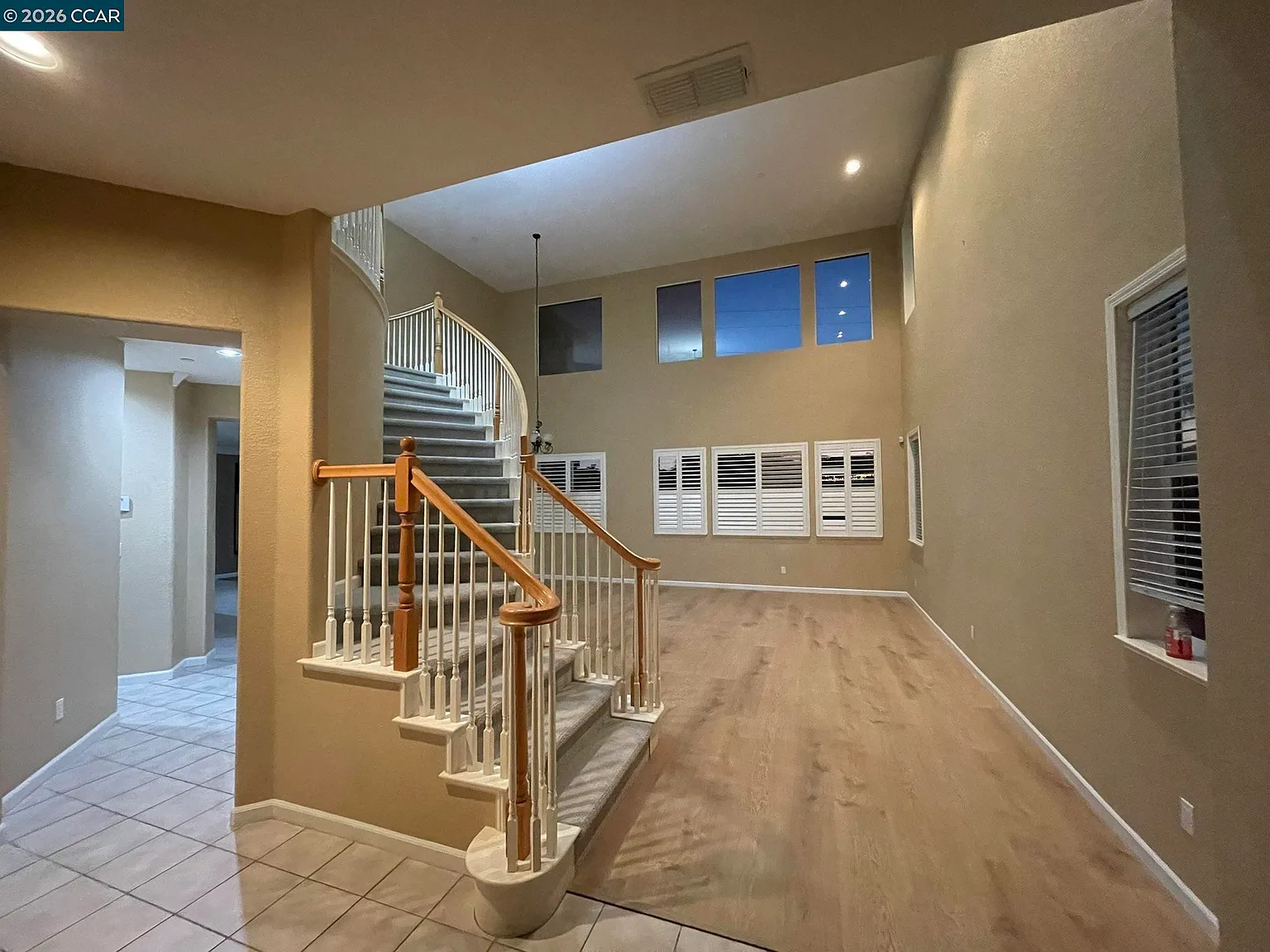 4 bed, 3417 sqft, $4,100 — Photo 2