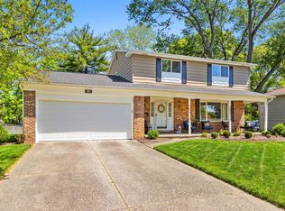 560 Leacrest Pl E, Westerville, OH 43081