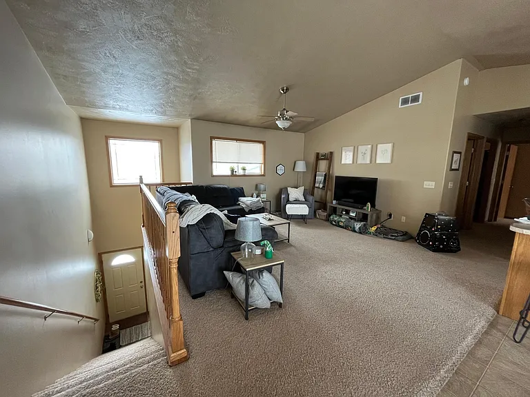 3801 W 93rd St #2 — Photo 5