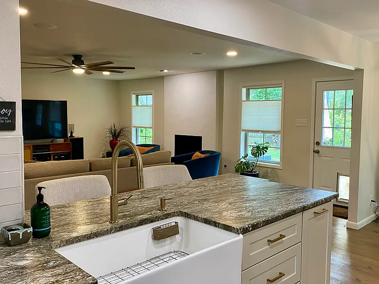 8318 Yale Dr — Photo 14