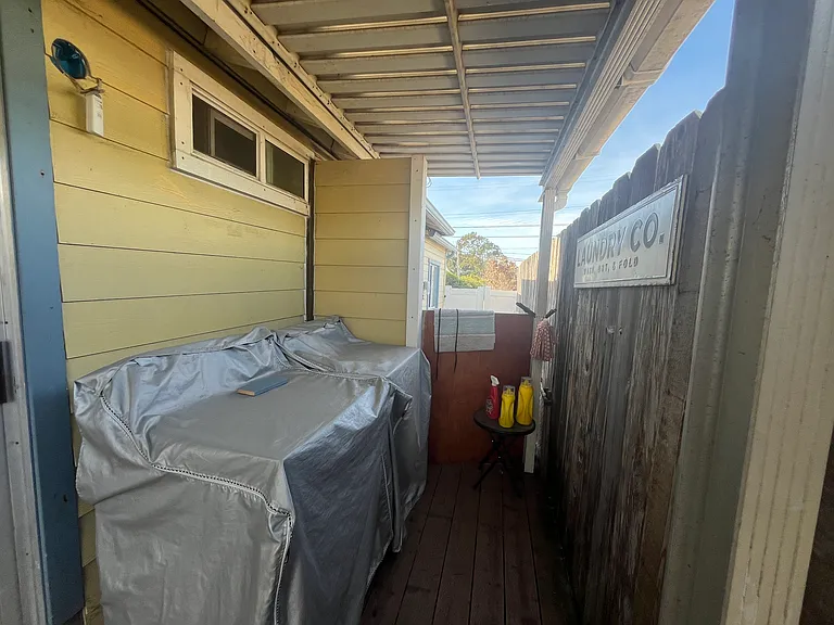 2916 Alder Ave — Photo 11