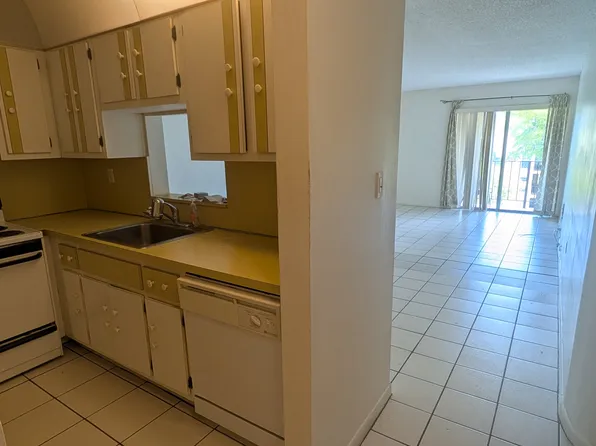 12035 NE 2nd Ave #A415, North Miami, FL 33161