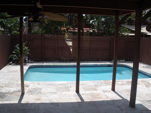 House private pool