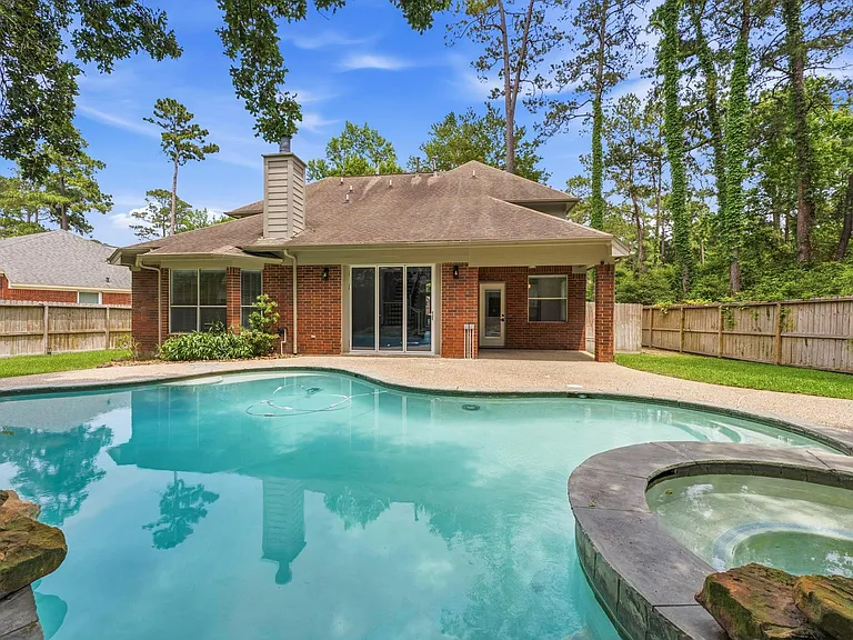 138 W Stockbridge Landing Cir — Photo 42