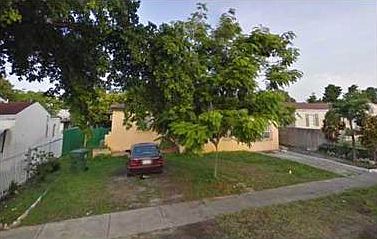 2nd image of 650 SW 44th Pl