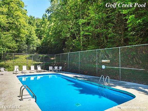 3 swimming areas to choose from