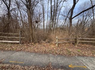 4272 Foley Rd, Cincinnati, OH 45205