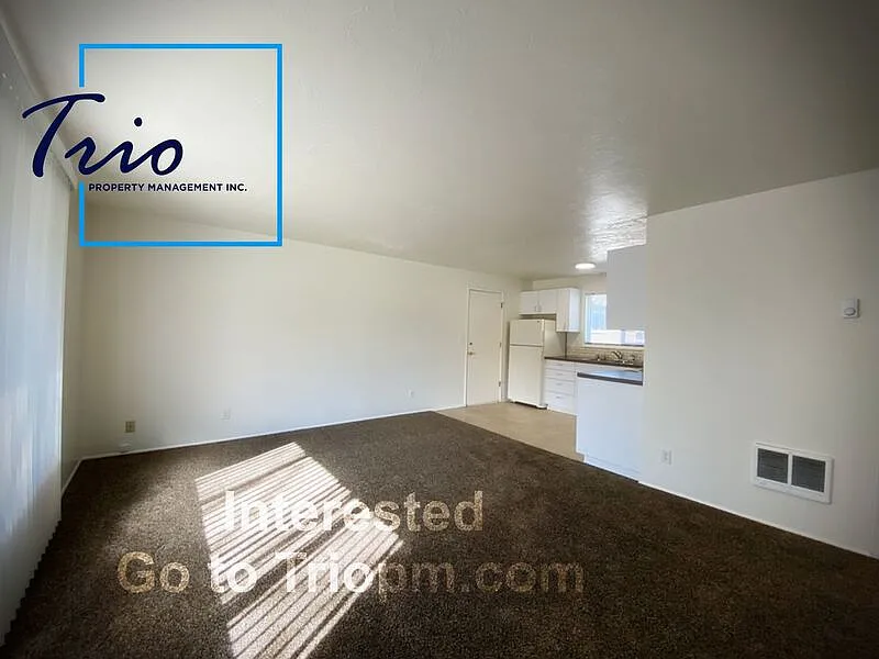 2 bed, 1.0 bath, $1,695 — Photo 3