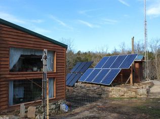 424 Powells Chapel Rd, Evening Shade, AR 72532