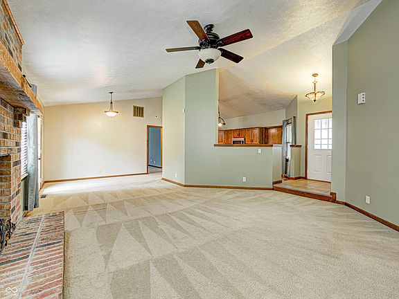 3rd image of 7442 Rogers Dr
