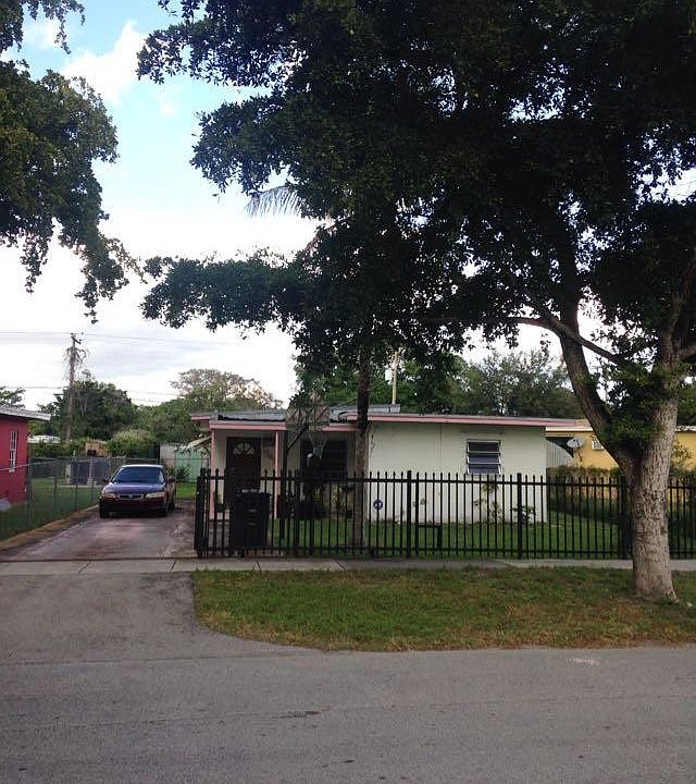 1st image of 1345 NW 121st St