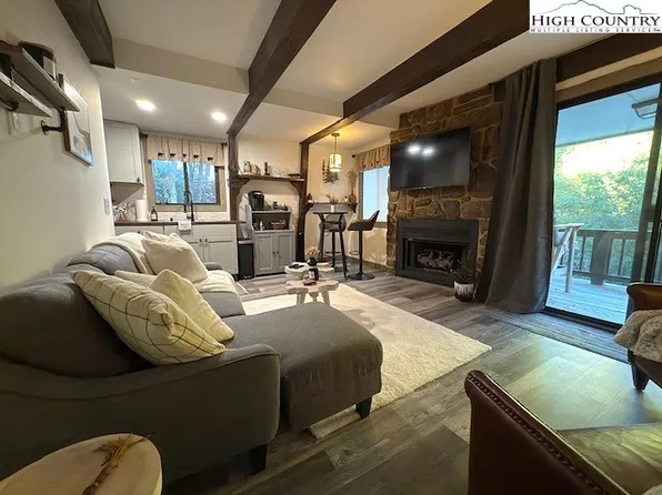 76 Creekside Drive #B, Banner Elk, NC 28604