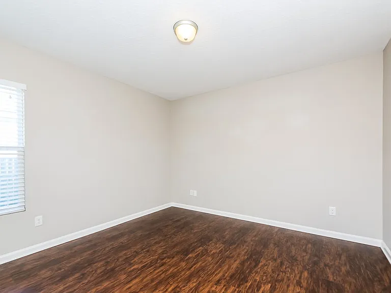8200 Highfield Ave — Photo 12