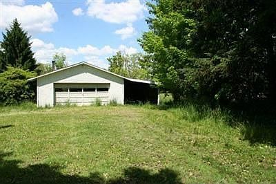 2nd image of 4709 Tallmadge Rd