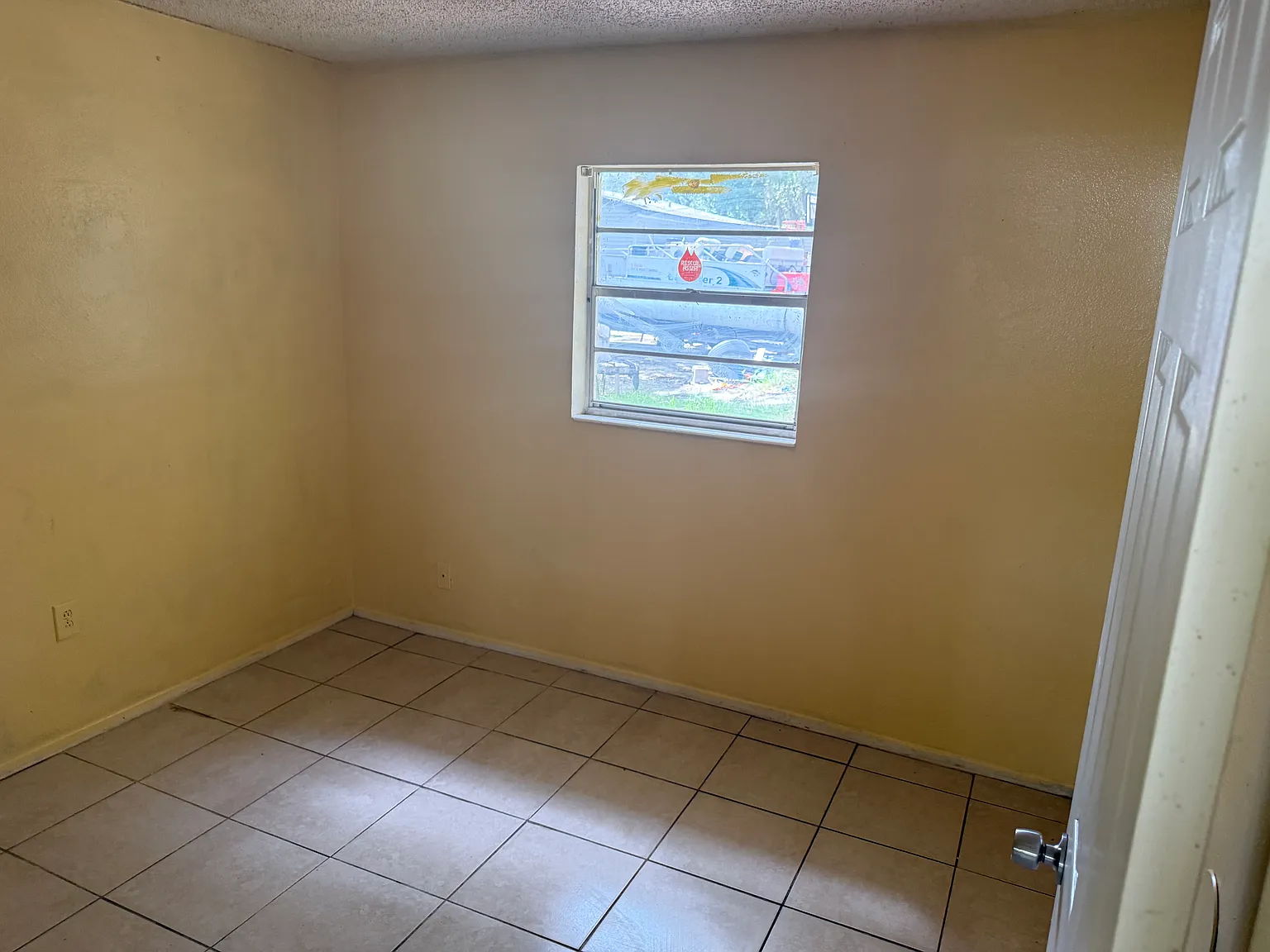 2 bed, $800 — Photo 3