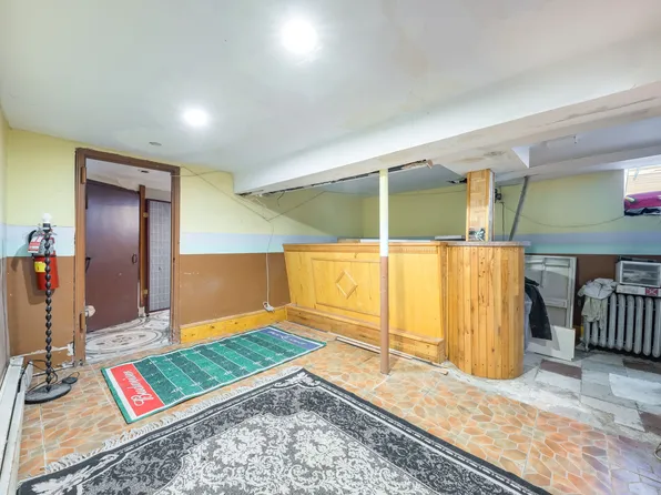 448 East 48th Street image 22 of 29