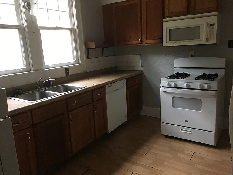3134 N College Ave — Photo 48