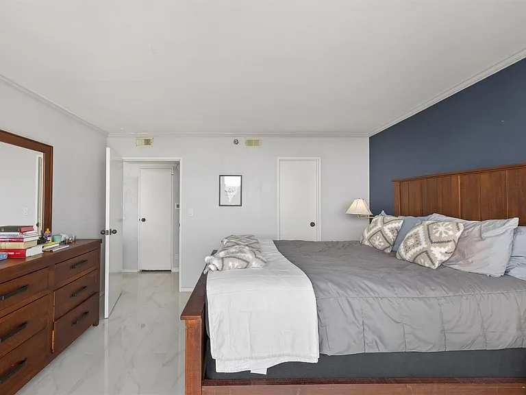 5220 Seawall Blvd #735 — Photo 16