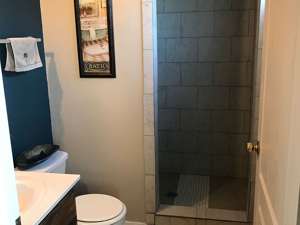 1st image of 640 Villa Victoria Pl