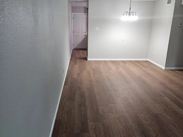 305 Campbell St #2 — Photo 8