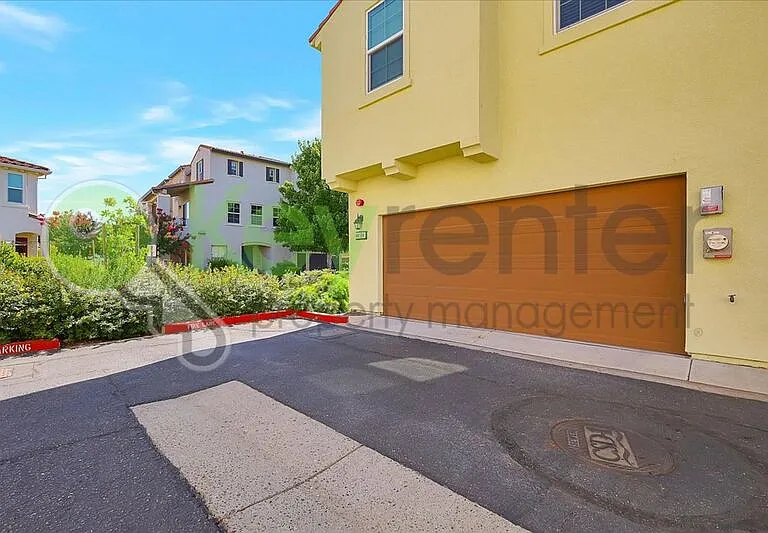 5301 E Commerce Way #44104 — Photo 2