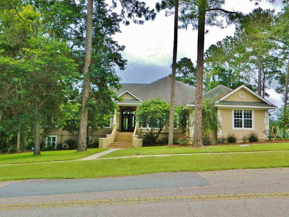 1st image of 212 Summerbrooke Dr
