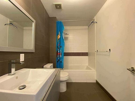 5th image of 180 Scholes St APT 2K