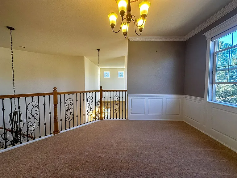 7856 Stonedale Dr — Photo 28