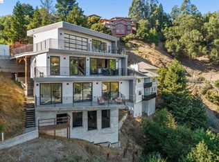 6728 Charing Cross, Oakland, CA 94705