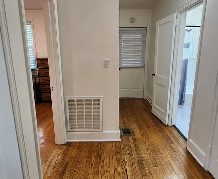 2927 Columbia Ave — Photo 9