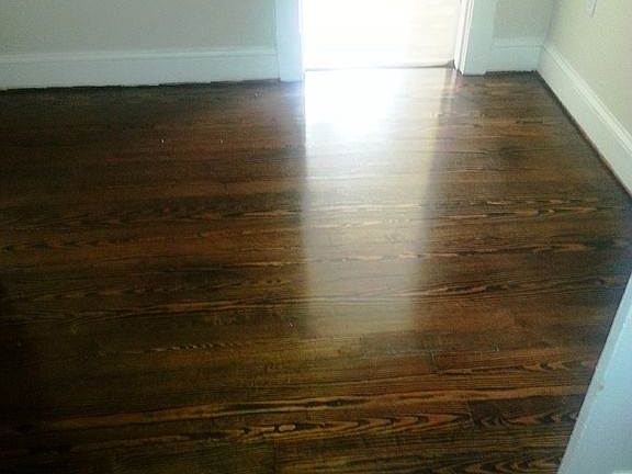 2nd image of 1425 Elm Ave
