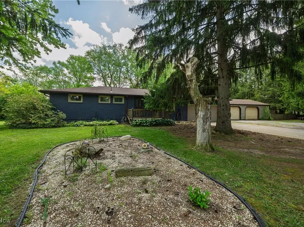 3610 Donegal Dr NE, Canton, OH 44721