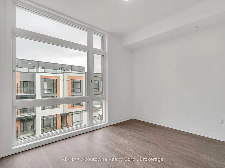 2 Steckley House Ln #Townhouse 923 — Photo 17
