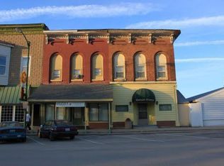 136 E Railroad #2, Leland, IL 60531