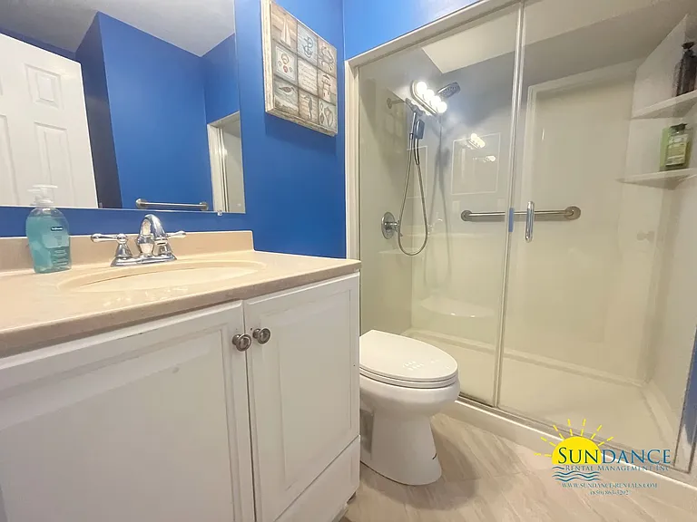 207 Southlake Ct — Photo 8