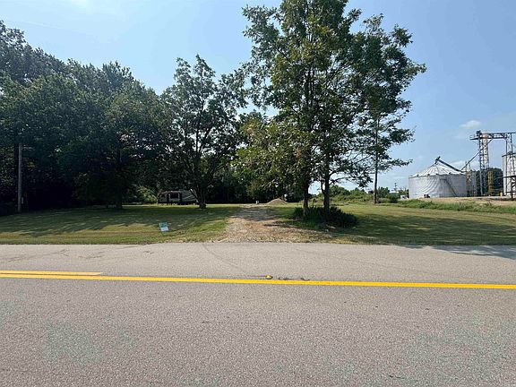 3rd image of 1111 Highway 260