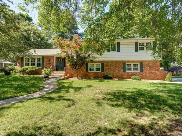 2241 E Cherryvale Street, Springfield, MO 65804