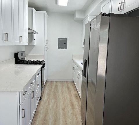 2nd image of 1723 S Westgate Ave APT 10