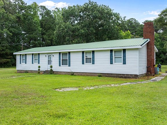 3rd image of 2240 Clay Bottom School Road