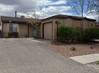 732 Rebecca Loop NE, Rio Rancho, NM 87144