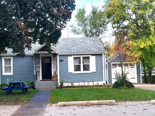 2832 W 40th Pl, Gary, IN 46408