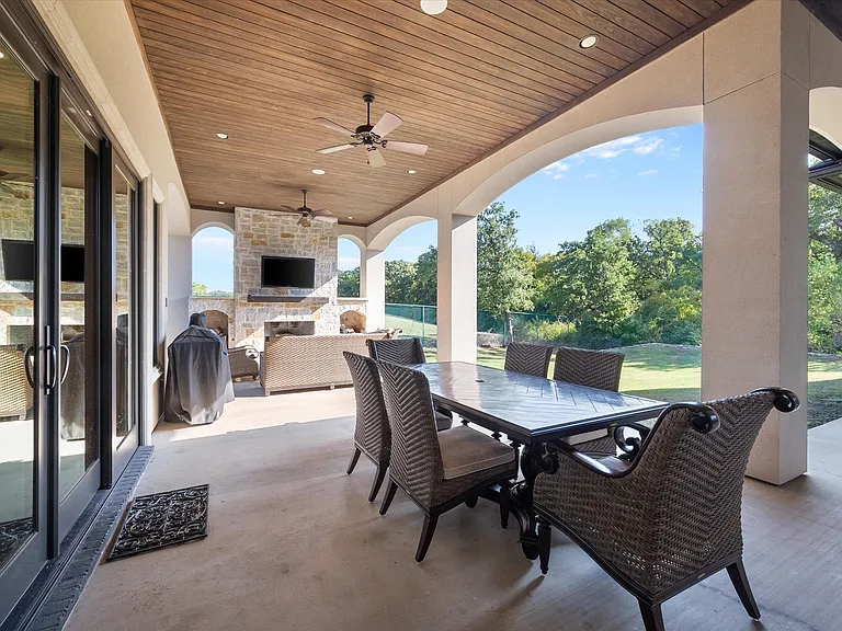 7947 Chartwell Ln — Photo 18