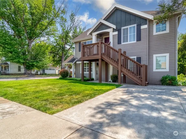 406 SE Birch Avenue #201, College Place, WA 99324