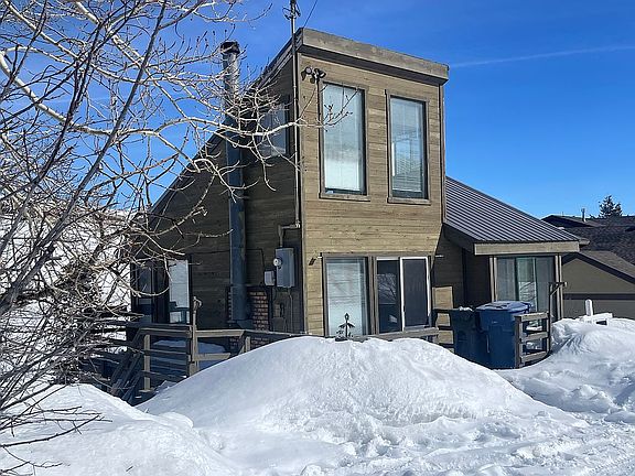 4th image of 4553 Balsam Dr