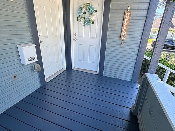 102 4th St, Sugar Land, TX 77498