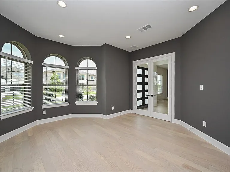 22310 Understory Ct — Photo 8