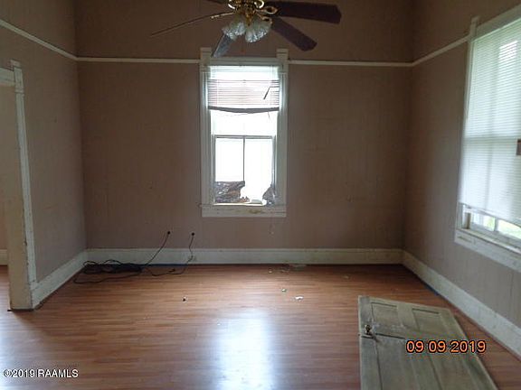 5th image of 617 Julia St
